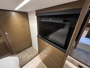 2023 Bavaria R40 Fly 38