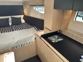 2024 Bavaria SR35 32