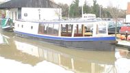 New Peter Nicholls liveaboard launch