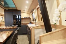BESPOKE BOAT CO 65ft WIDEBEAM