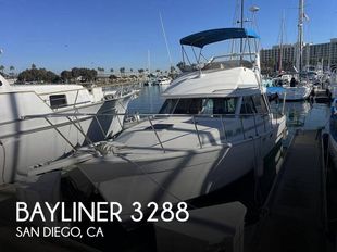1989 Bayliner 3288