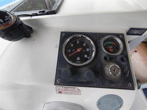 Fairline Vixen  - Cockpit Instruments