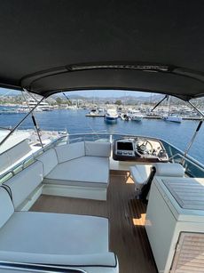 2015 Beneteau Monte Carlo 5