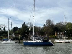 2004 Beneteau Oceanis Clipper 323