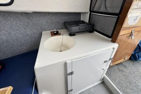 Hardy-PH-17-sink
