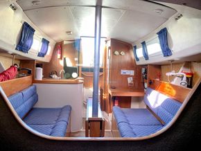 Hunter 265  - Looking Aft