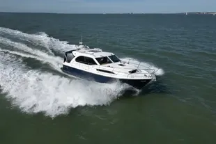 2010 Haines 35 Offshore