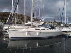 Hunter Legend 38 2007 bilge keel Perfect