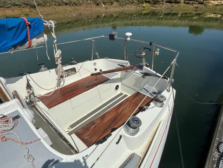 1976 Hustler 25.5