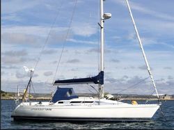 1985 Beneteau First 325 Cruising Yacht