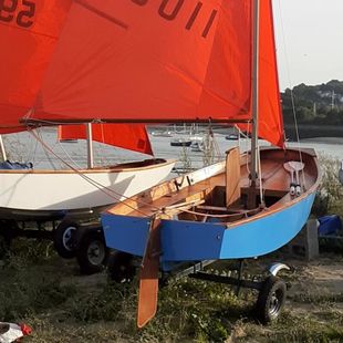 MIRROR DINGHY 55762 (11009 Sail No: )