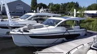 2021 Sealine C335V