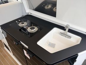 2024 Bavaria SR35 27