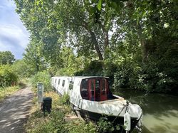 Houseboat in the centre of Oxford