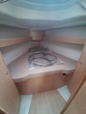 2024 Bavaria Cruiser 34 21