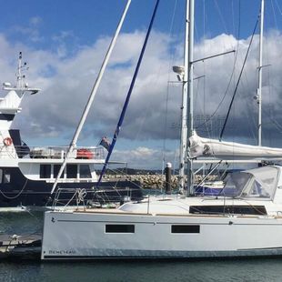 2018 Beneteau Oceanis 35.1