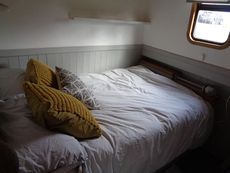 52x11 Wide beam with wheelhouse built 2009 by Maurice Hirst