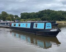 Lady of Trent a 45ft 2000 4 berth cruiser stern 