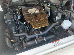 Regal 2250 Cuddy  - Engine