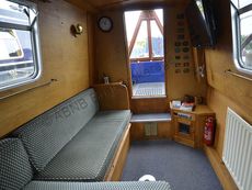 CLOUD 9 ~ 40ft cruiser stern with 2+2 berths