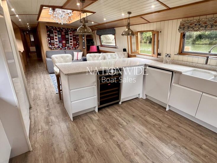 70ft by 14ft Widebeam Cruiser