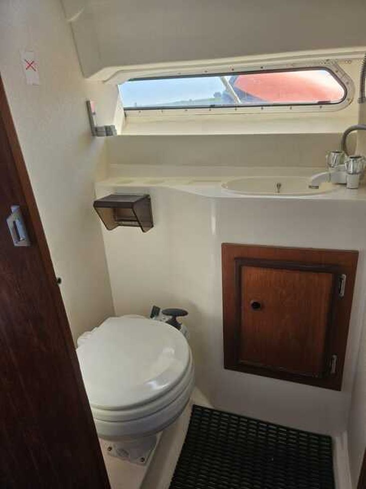 1989 Fairline Carrera 24