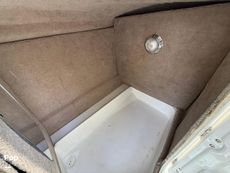 2016 NauticStar 223 DC Sport Deck