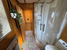 Collingwood 60ft Wide Beam