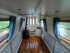 Re-furbished in 2023 Narrowboat 58ft