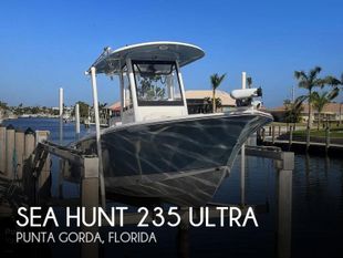 2019 Sea Hunt 235 Ultra SE