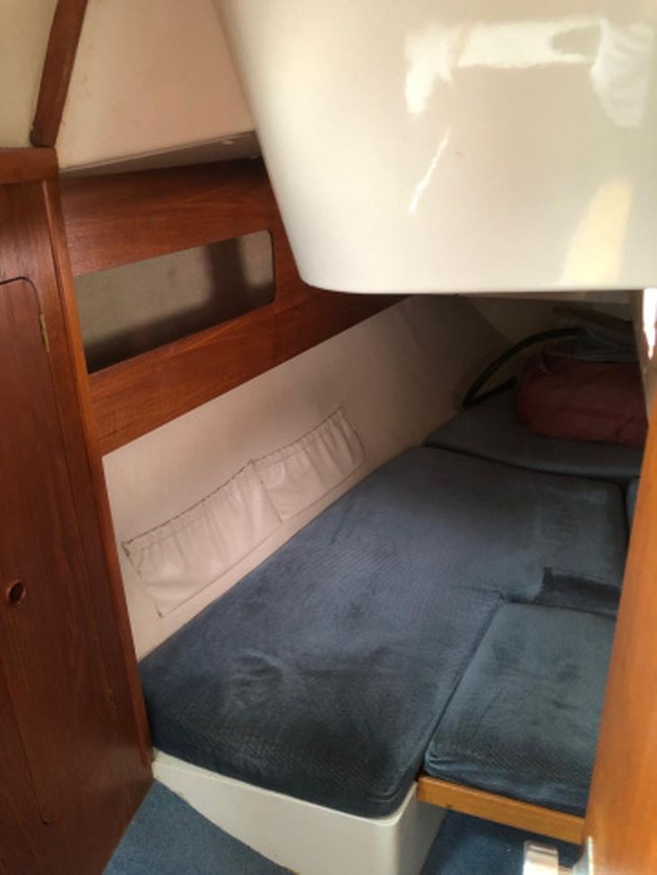 1989 Moody 31 Mk II