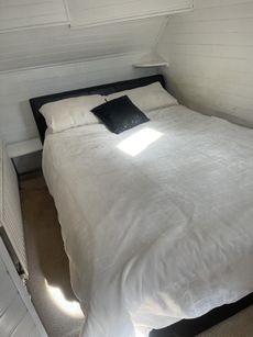 Thames barge house boat conversion fully insulated