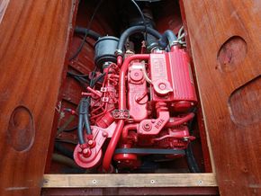 Bermudan  Sloop  - Engine