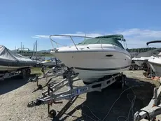 2001 Sea Ray 225 Weekender