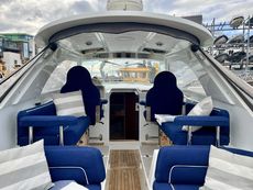 Solent Spear 35 - Rare Modern Classic Motor Yacht