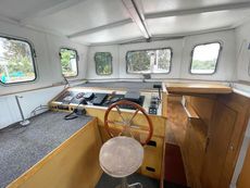 Lambon Hull Ltd Dutch Barge