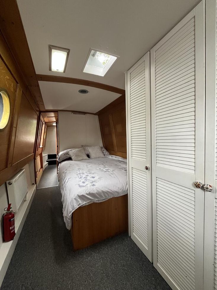 Na Hearadh -  61ft Tug Style Narrowboat