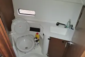 Beneteau Antares 9 OB for sale with BJ Marine