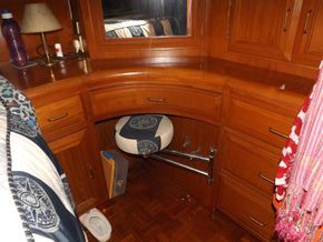 Ocean Alexander 39 P/X considered - Aft Cabin