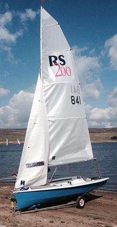 RS 200 sailing dinghy