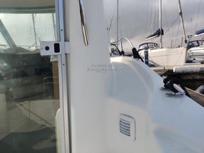Sessa Dorado 22 Ocean - Side Deck
