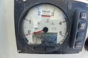 Yanmar tachometer on 2018 Leopard 45, displaying RPM and engine hours.