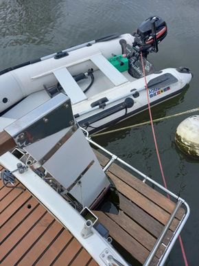 jeanneau fantasia sailboat platform