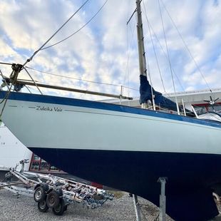 1972 Camper & Nicholson 35