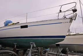 Beneteau Oceanis 320 for sale with BJ Marine
