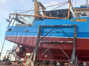 FREEZER PRAWN TRAWLER COMMERCIAL FISHING