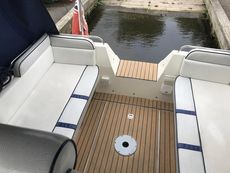 Falcon Capriole 24