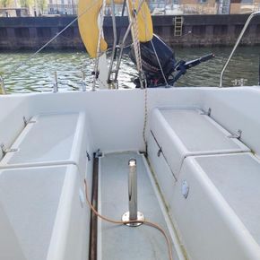 8833673 20230425050026385 1 XLARGE