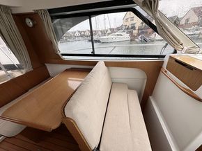 2009 Beneteau Antares 8 8