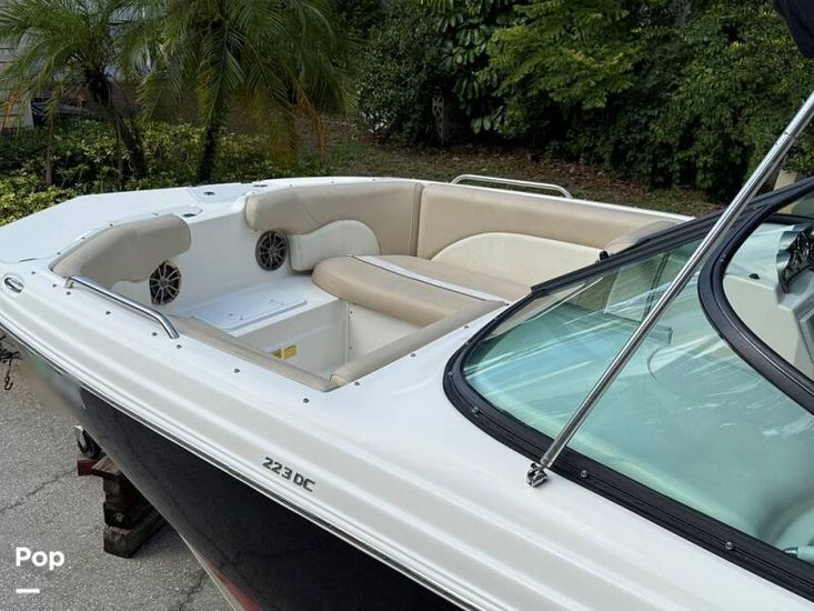 2016 NauticStar 223 DC Sport Deck